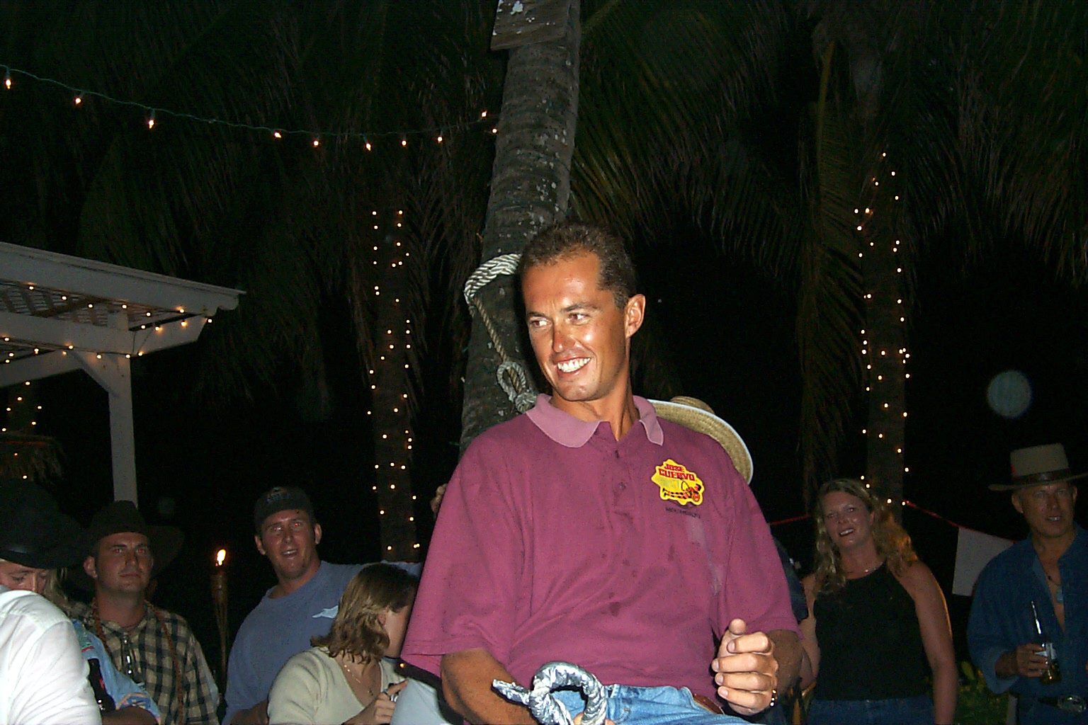 PeterBull.jpg (1110222 bytes)